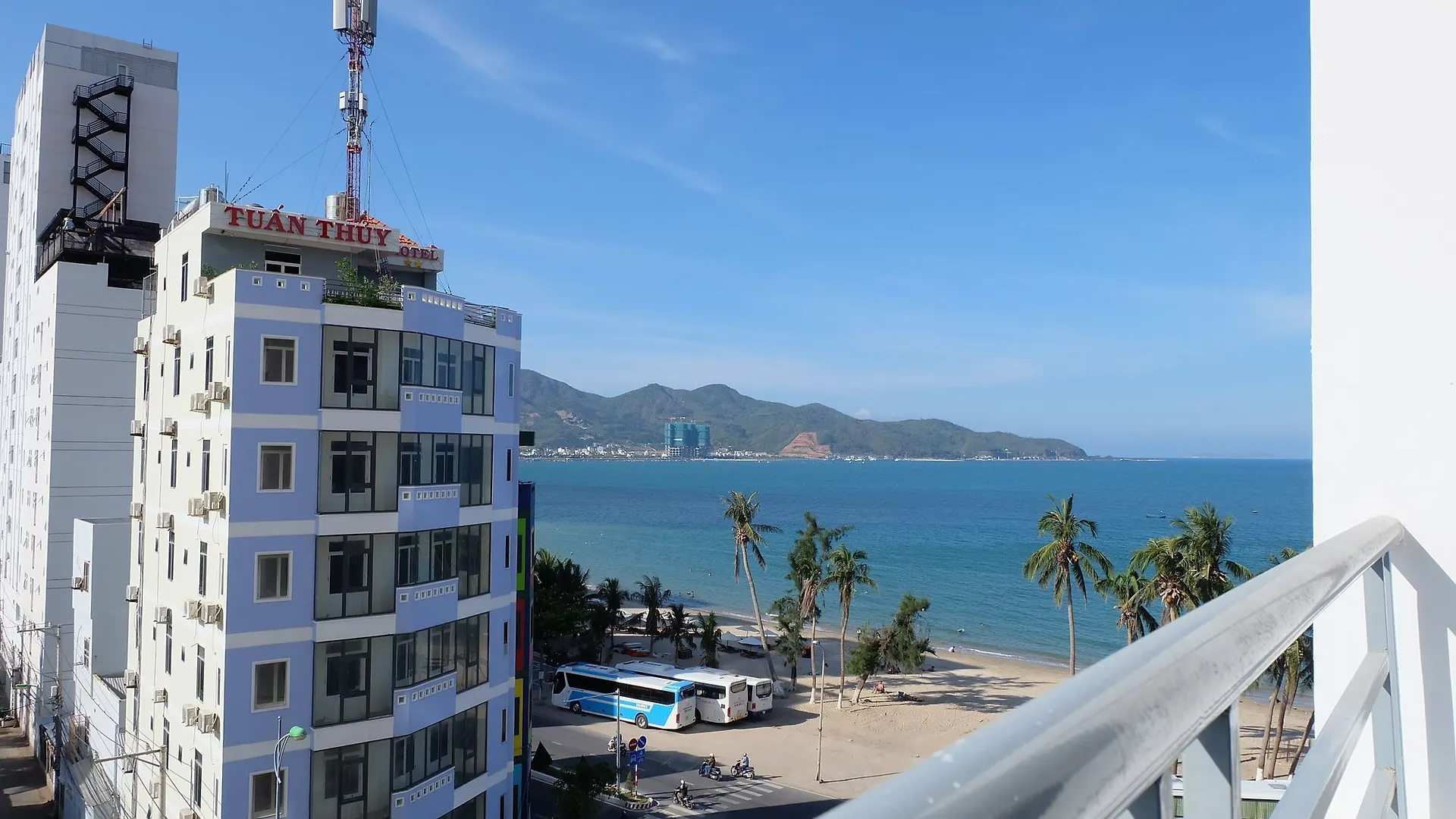 T&T Beachfront City Apartment Nha Trang 0*,